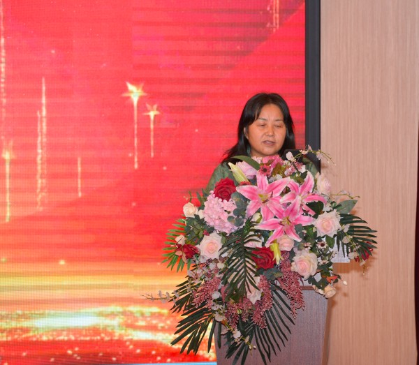 大唐文化艺术社长诗人孙香芹.jpg